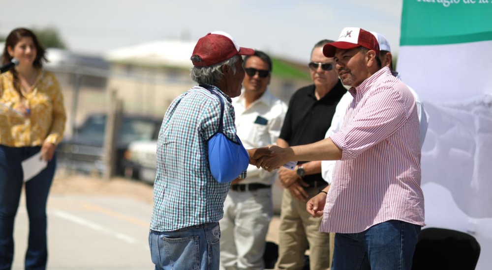 Cruz Pérez arranca programa Cruzada por el Agua en El Kilómetro 27